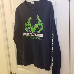Large real tree l/s top